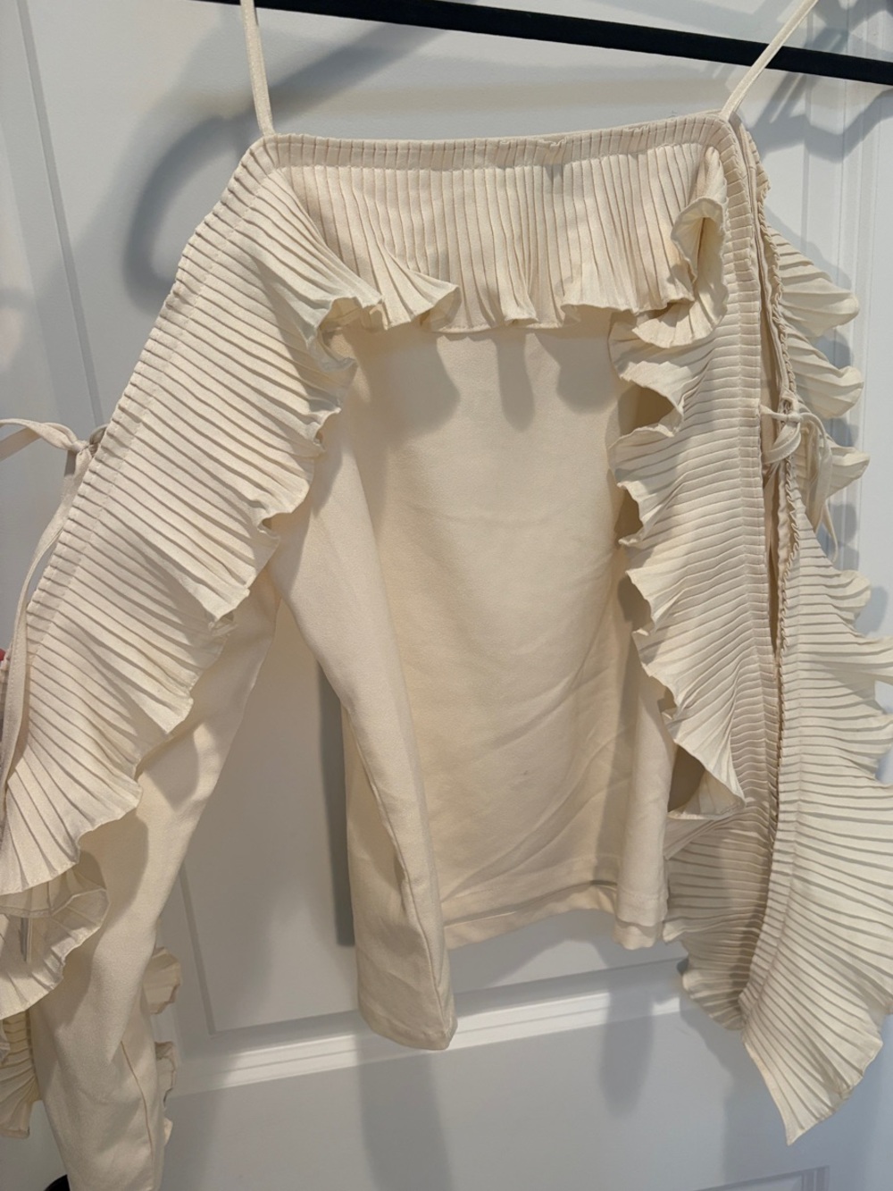 I:NA cold shoulder open sleeve Pleated Ruffle Off-Shoulder Cream Top